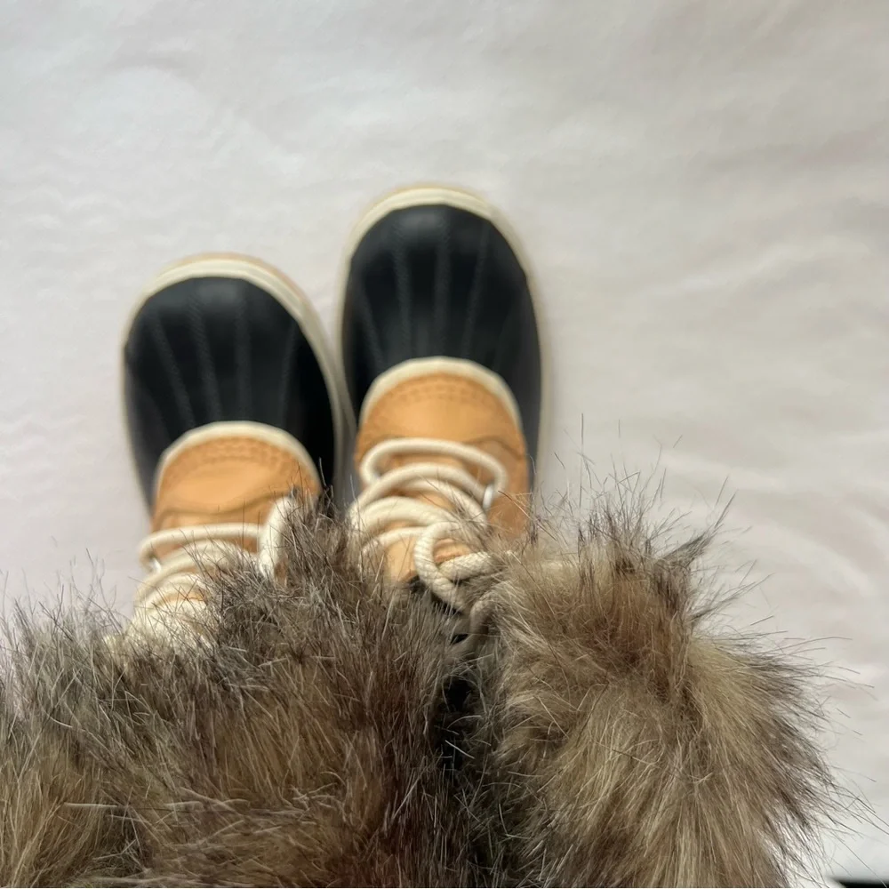 Sorel Joan of Arctic Faux Fur Waterproof Snow Boot in Camel Brown Suede New 6.5